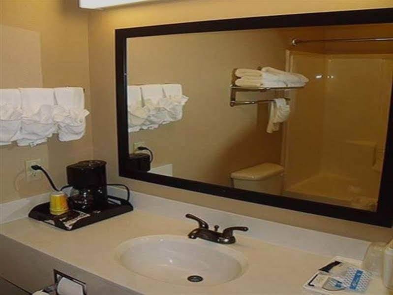Irish Inn And Suites Muleshoe Экстерьер фото